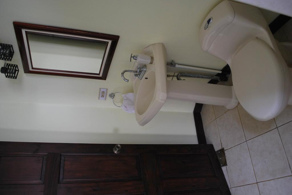 Dos Palmas Studio Apartments Rio Segundo Bagian luar foto